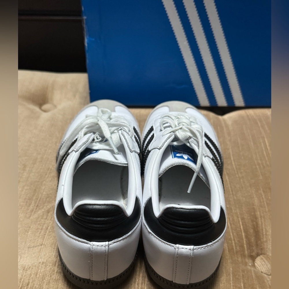 Adidas Samba White and Black Classic Sneakers - Picture 2 of 6
